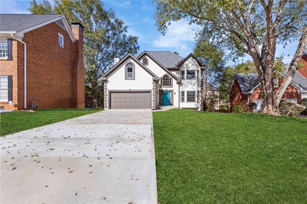 818 Mountain View Run, Stone Mountain, GA 30087