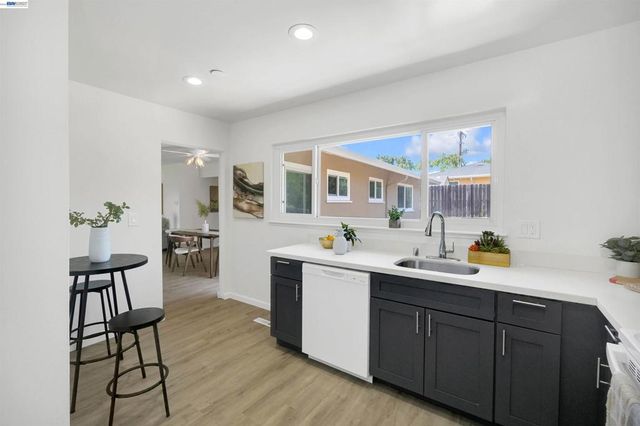 604 Jilliene Way, Hayward, CA 94544