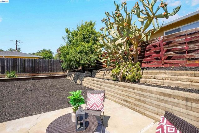 604 Jilliene Way, Hayward, CA 94544