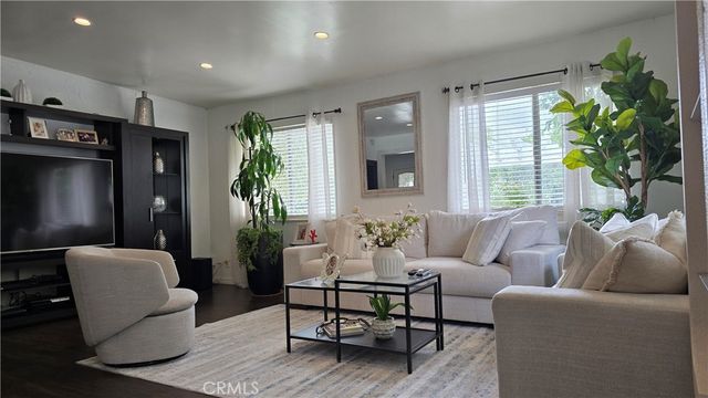 19361 Welby Way, Reseda, CA 91335