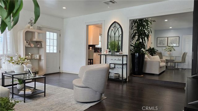 19361 Welby Way, Reseda, CA 91335
