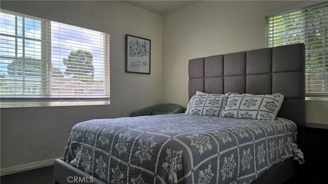19361 Welby Way, Reseda, CA 91335