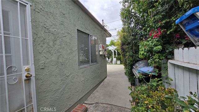 19361 Welby Way, Reseda, CA 91335