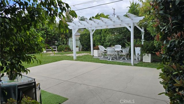 19361 Welby Way, Reseda, CA 91335