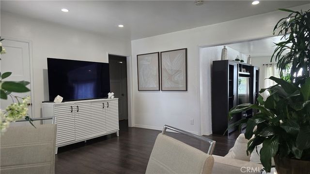 19361 Welby Way, Reseda, CA 91335