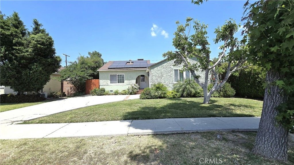 19361 Welby Way, Reseda, CA 91335