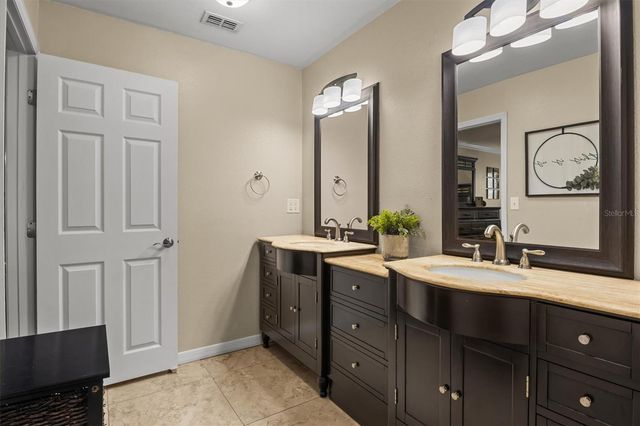 926 VAN DRIVE, Auburndale, FL 33823