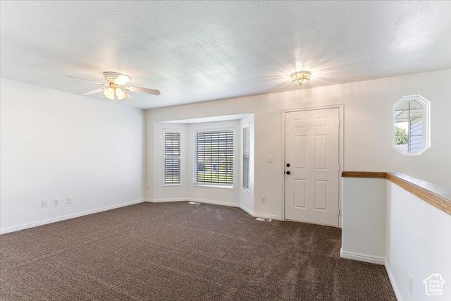 3867 RUNGSTED CIR, Syracuse, UT 84075