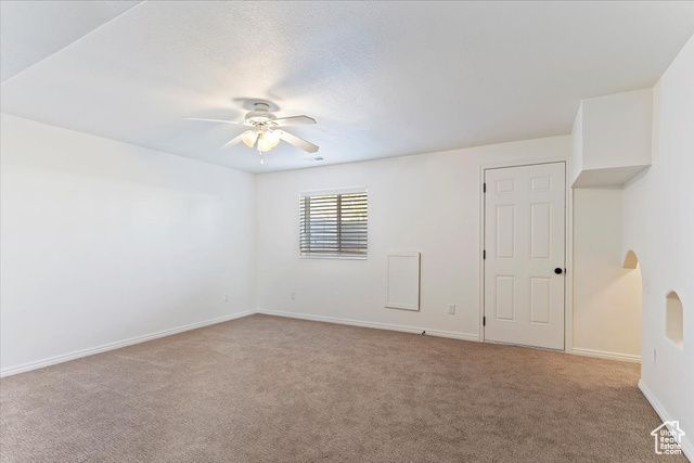 3867 RUNGSTED CIR, Syracuse, UT 84075