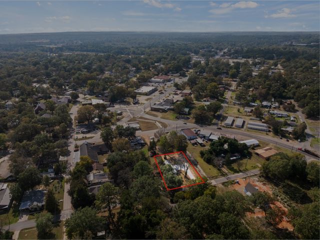 655 N SODA Street, Jefferson, TX 75657
