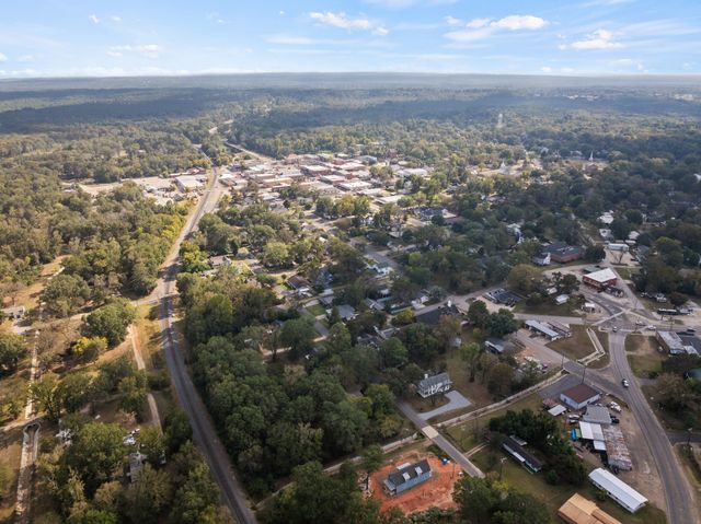 655 N SODA Street, Jefferson, TX 75657