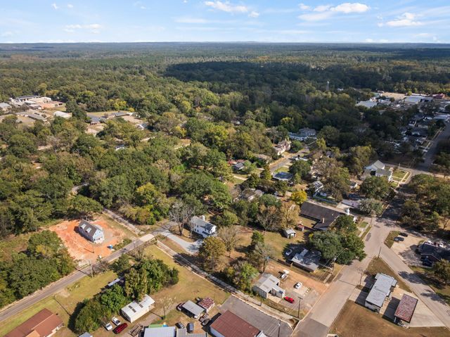 655 N SODA Street, Jefferson, TX 75657