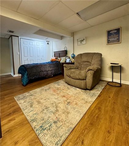9704 HURRELBRINK Road, Kansas City, KS 66109
