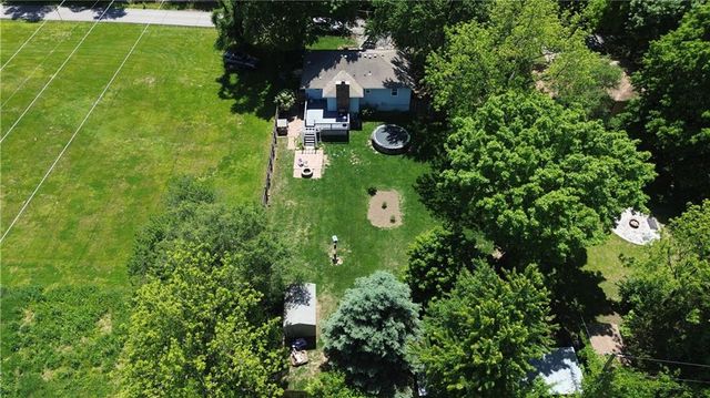 9704 HURRELBRINK Road, Kansas City, KS 66109