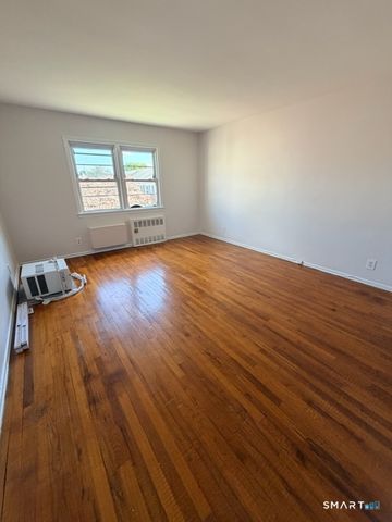 250 Glenbrook Road D, Stamford, CT 06906