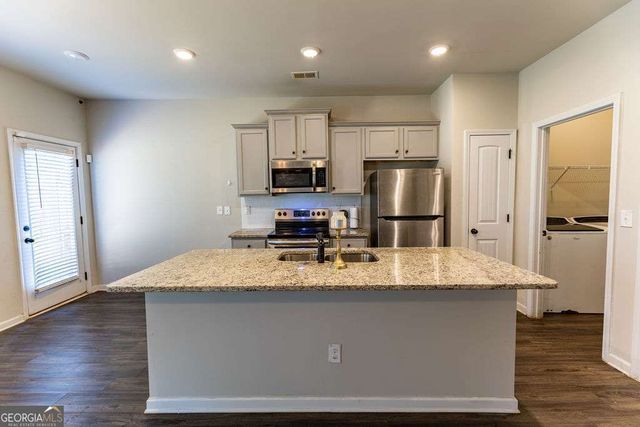 1028 Mcconaughy Court 14, Mcdonough, GA 30253