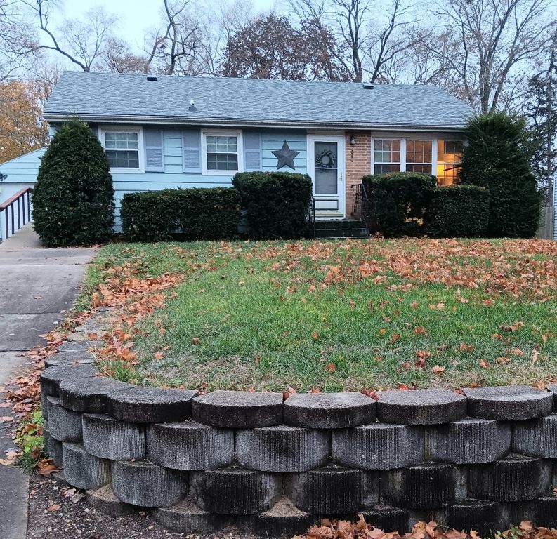 860 Franklin Grove Road, Dixon, IL 61021