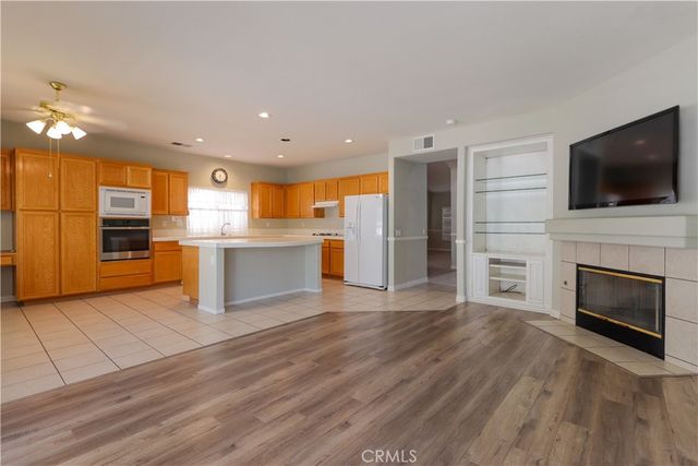 24417 Corte Sanino, Murrieta, CA 92562