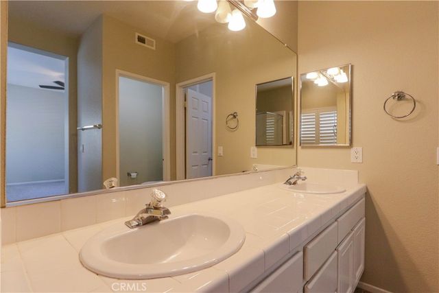 24417 Corte Sanino, Murrieta, CA 92562