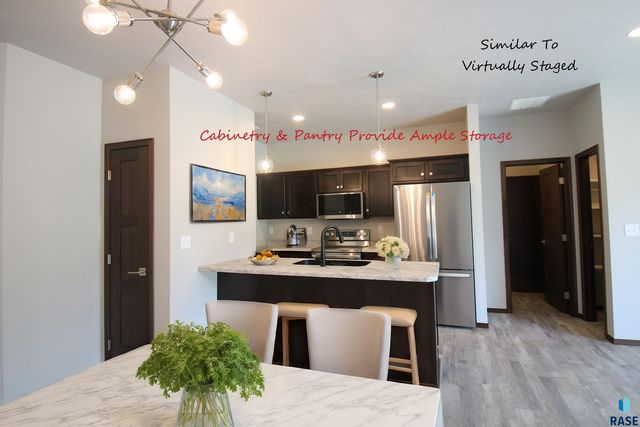 7004 E Brooks Edge Pl, Sioux Falls, SD 57110