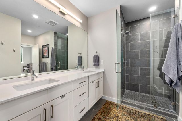 900 S 1st ST 312, Austin, TX 78704