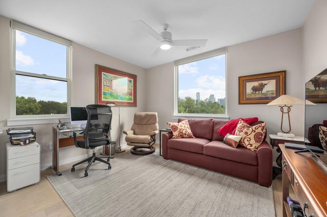 900 S 1st ST 312, Austin, TX 78704