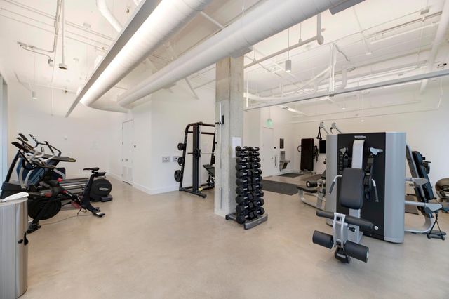 900 S 1st ST 312, Austin, TX 78704
