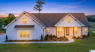 372 LAKE CREEK DRIVE, Guntersville, AL 35976