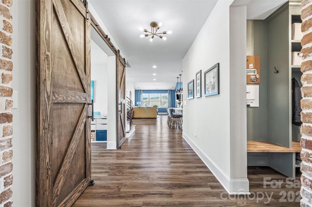 7004 Kingfisher Way, Belmont, NC 28012