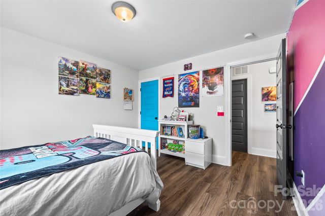 7004 Kingfisher Way, Belmont, NC 28012