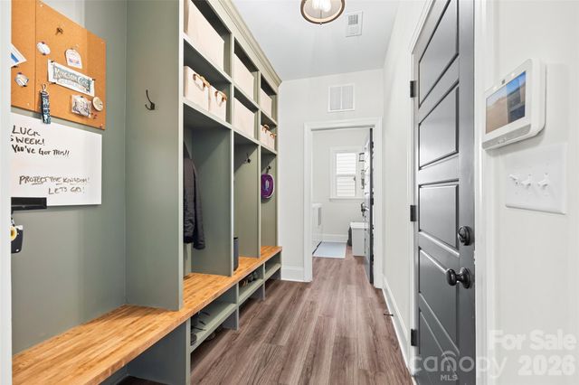 7004 Kingfisher Way, Belmont, NC 28012