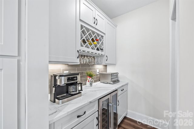 7004 Kingfisher Way, Belmont, NC 28012