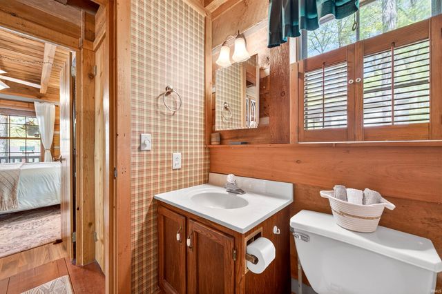 209 Sanctuary Lane, Nashville, IN 47448