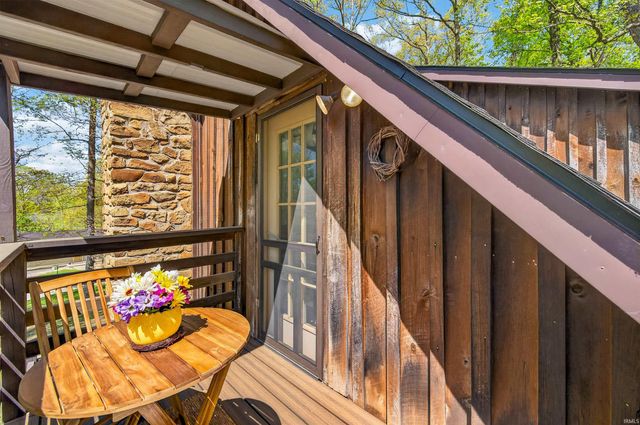 209 Sanctuary Lane, Nashville, IN 47448