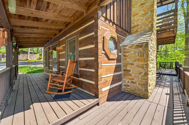 209 Sanctuary Lane, Nashville, IN 47448