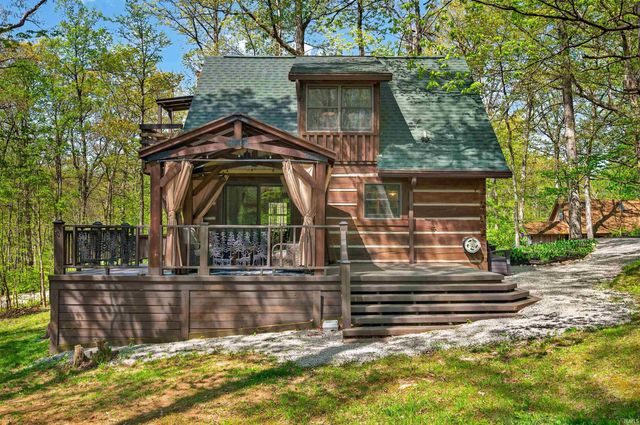 209 Sanctuary Lane, Nashville, IN 47448