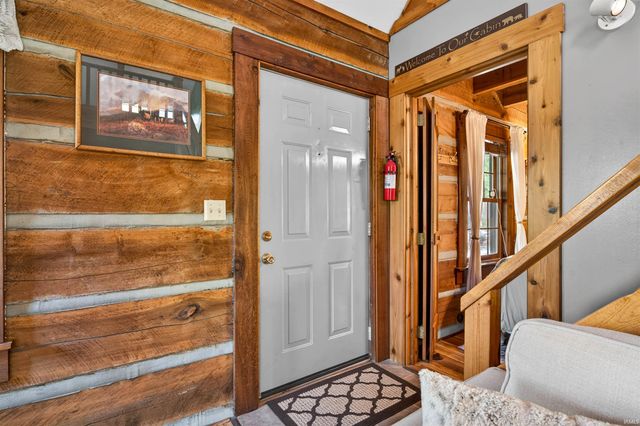 209 Sanctuary Lane, Nashville, IN 47448