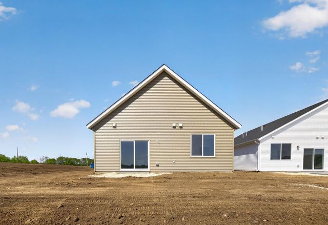 1805 Lynx Place SE, Pine Island, MN 55963