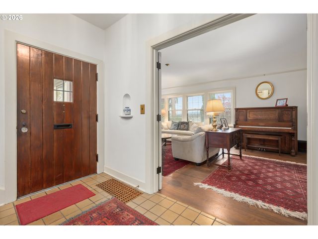 2223 OLIVE St, Eugene, OR 97401