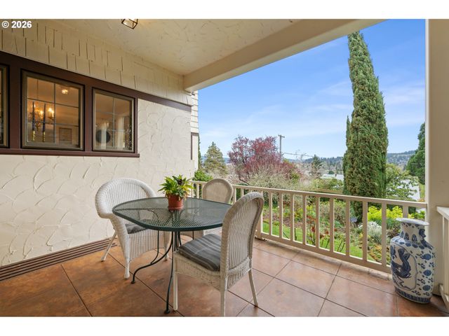 2223 OLIVE St, Eugene, OR 97401