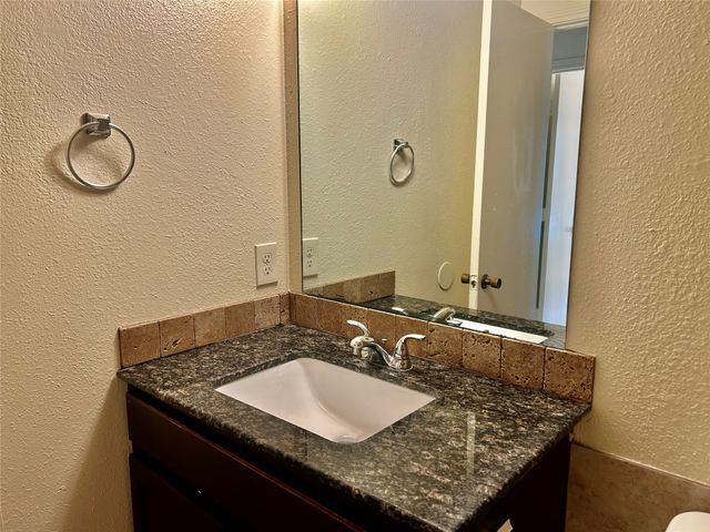 2301 Lido Lane, Arlington, TX 76015
