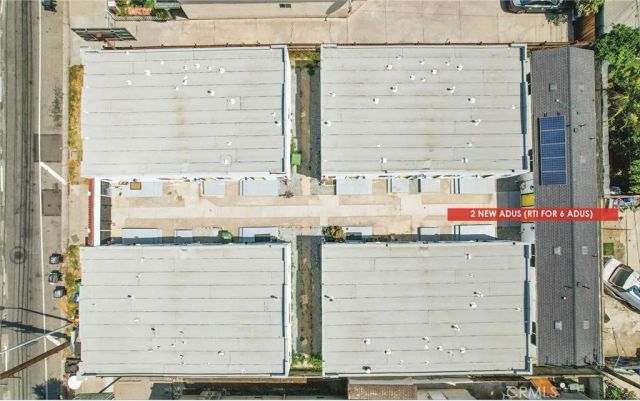 5928 S Hoover Street, Los Angeles, CA 90044