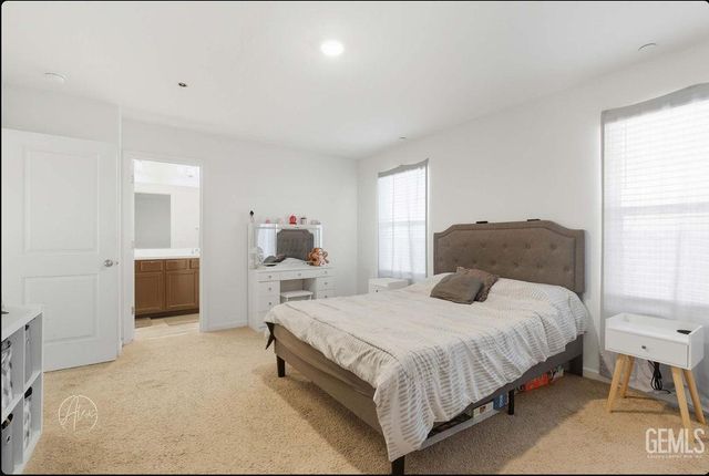 9801 Packwood Drive, Bakersfield, CA 93313