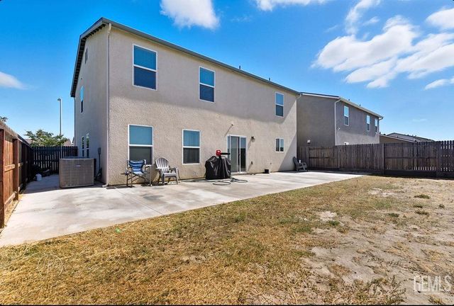 9801 Packwood Drive, Bakersfield, CA 93313