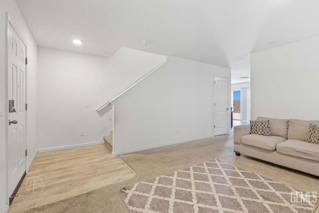 9801 Packwood Drive, Bakersfield, CA 93313