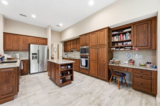 110 S Mill Trace Drive, The Woodlands, TX 77381