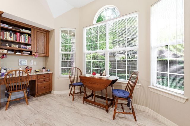 110 S Mill Trace Drive, The Woodlands, TX 77381