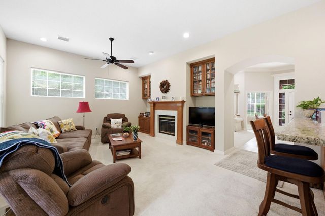 110 S Mill Trace Drive, The Woodlands, TX 77381