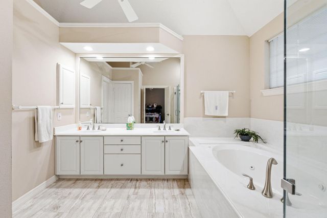 110 S Mill Trace Drive, The Woodlands, TX 77381