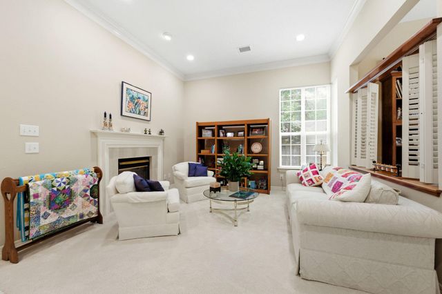 110 S Mill Trace Drive, The Woodlands, TX 77381